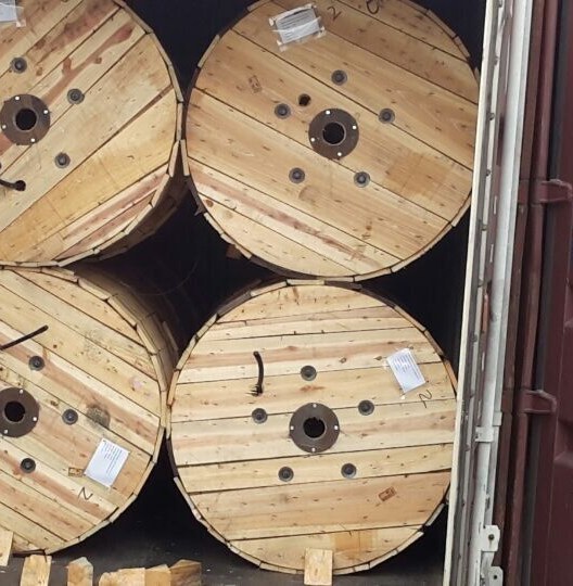 Tourets bois en atelier avant expédition